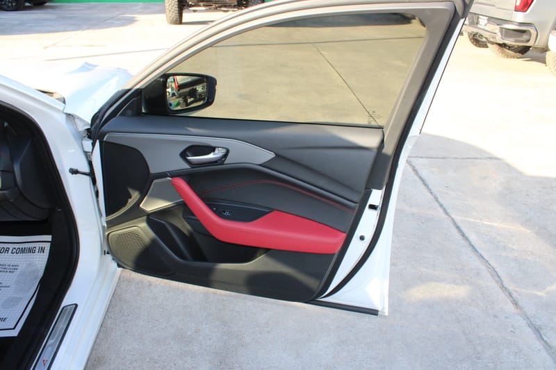 2025 ACURA TLX - ACU001037