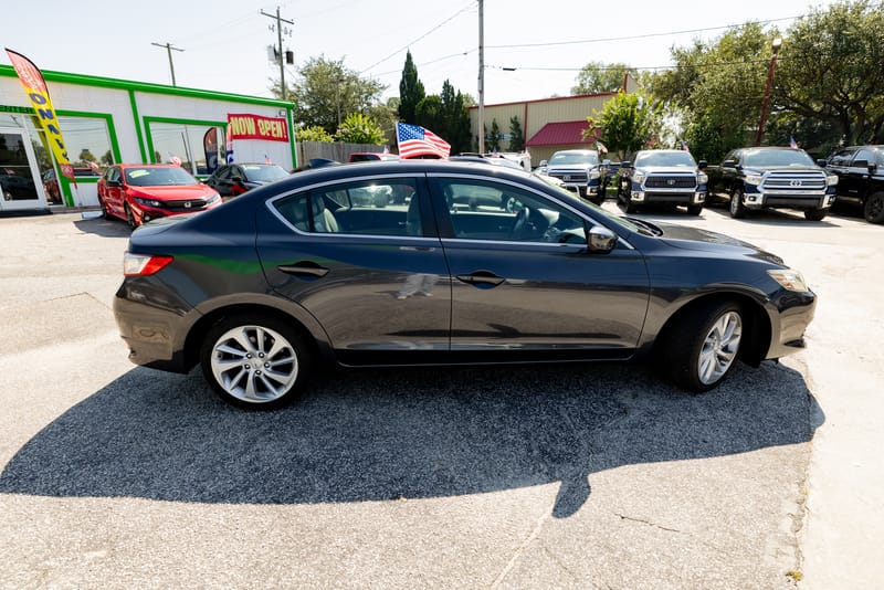 2016 ACURA ILX BASE - ACU024257