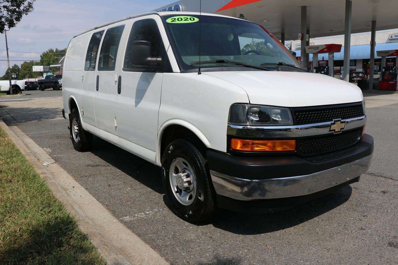 2020 CHEVROLET EXPRESS - CHE1165164 — photo 1 of 16