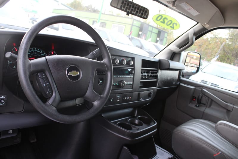 2020 CHEVROLET EXPRESS - CHE255713B
