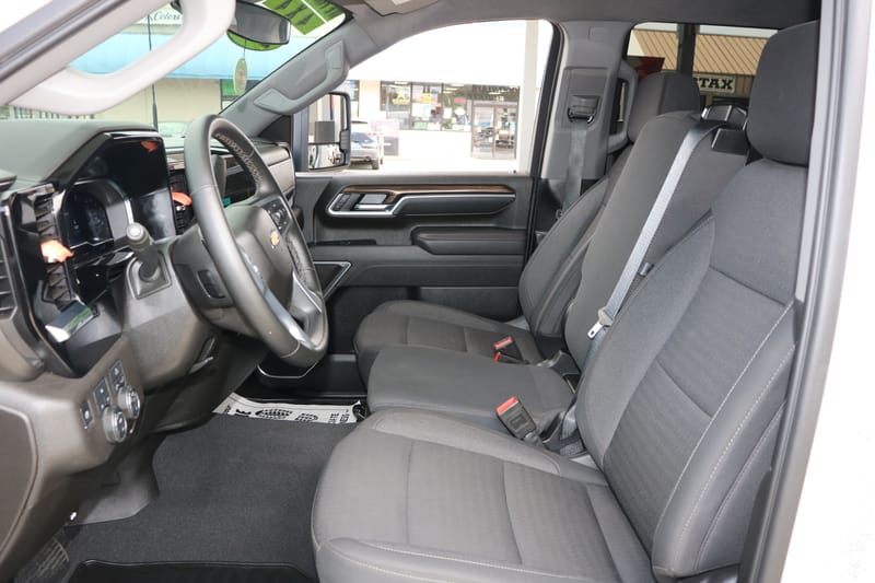 2025 CHEVROLET SILVERADO - CHE261625B