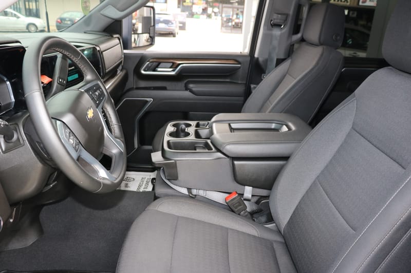 2025 CHEVROLET SILVERADO - CHE261625B