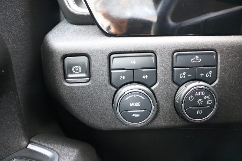 2025 CHEVROLET SILVERADO - CHE261625B