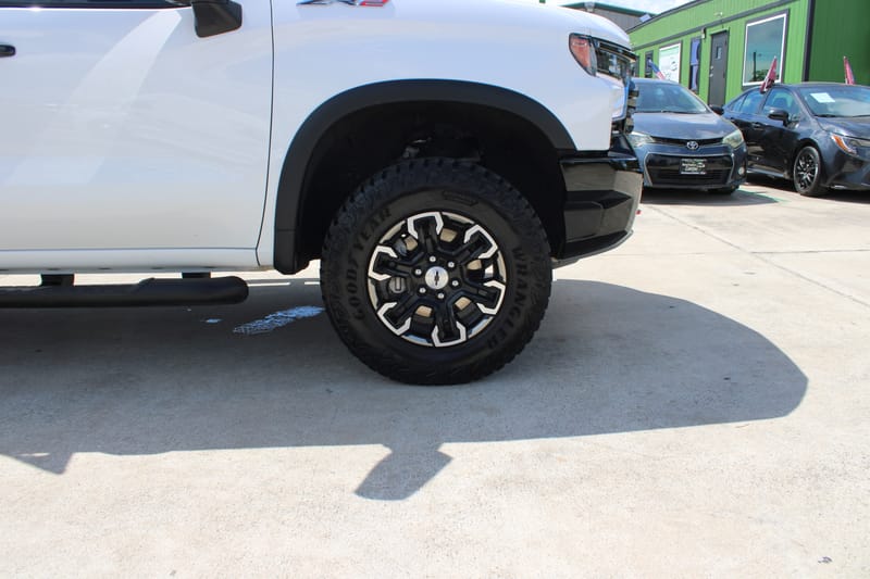 2025 CHEVROLET SILVERADO - CHE278716
