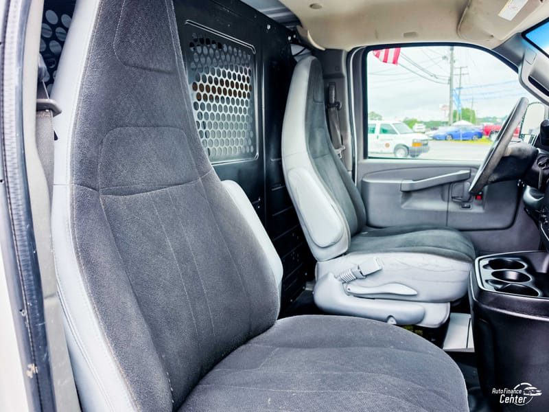 2019 CHEVROLET EXPRESS - CHE308658B