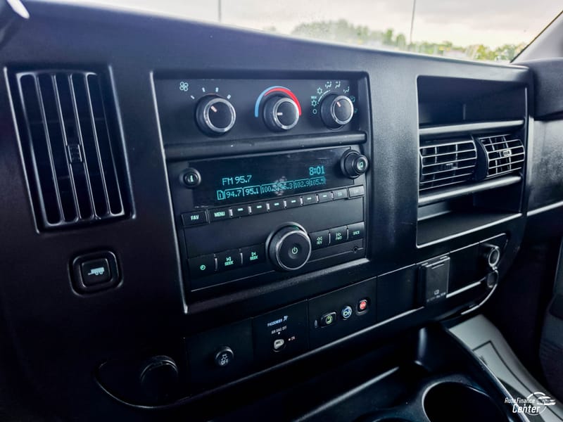 2019 CHEVROLET EXPRESS - CHE308658B