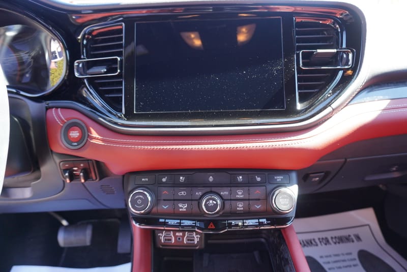 2024 DODGE DURANGO HELL PREM - DOD108175
