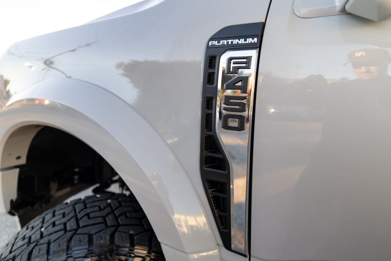 2025 FORD F-450 PLATINUM - FORD11053