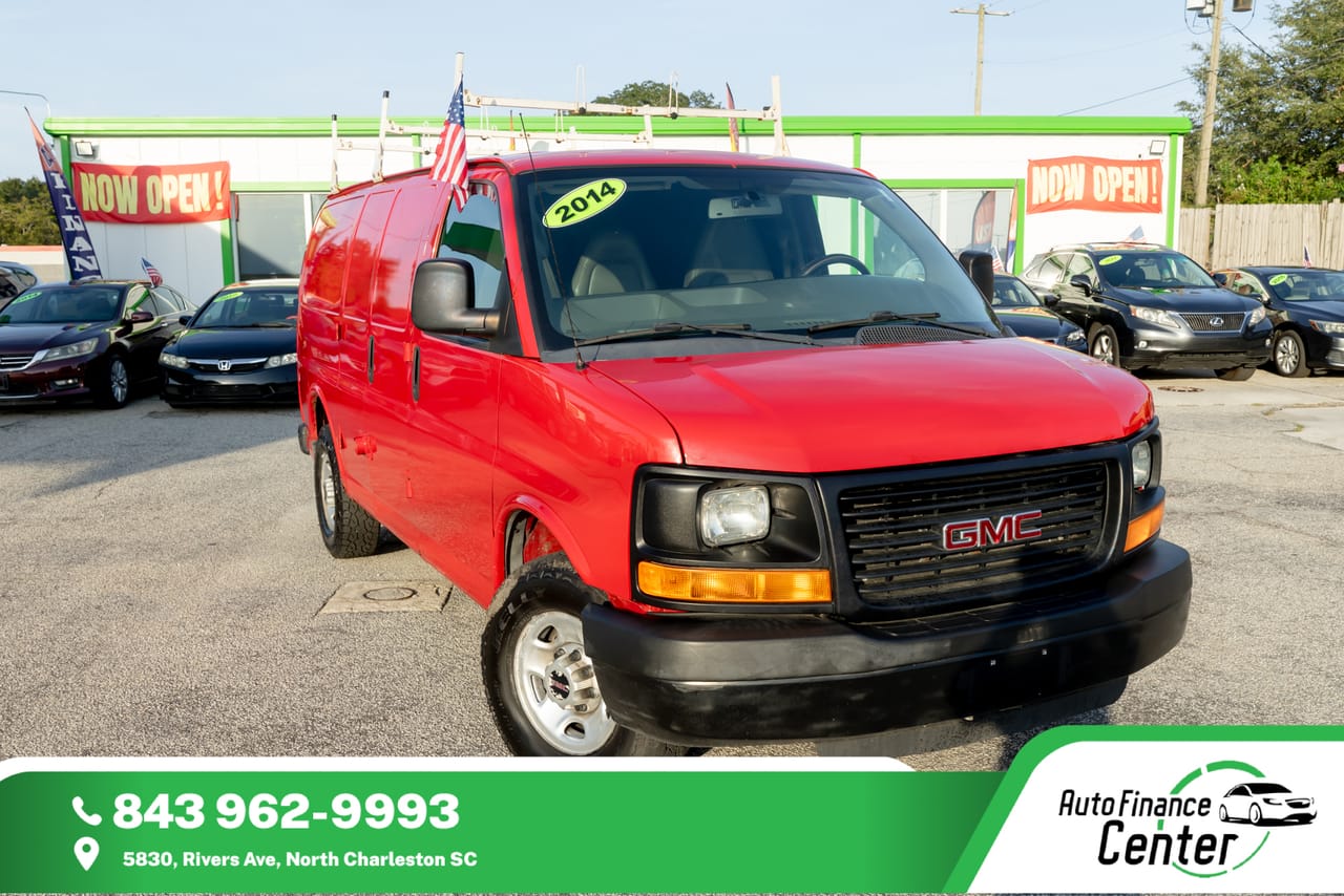 2014 GMC SAVANA - GMC146828B — photo 1 of 22