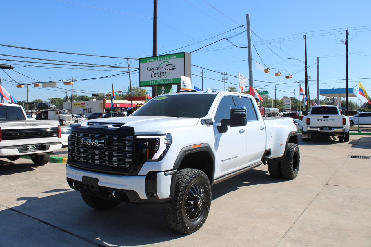 2026 GMC SIERRA 3500 - GMC181235 — photo 1 of 24