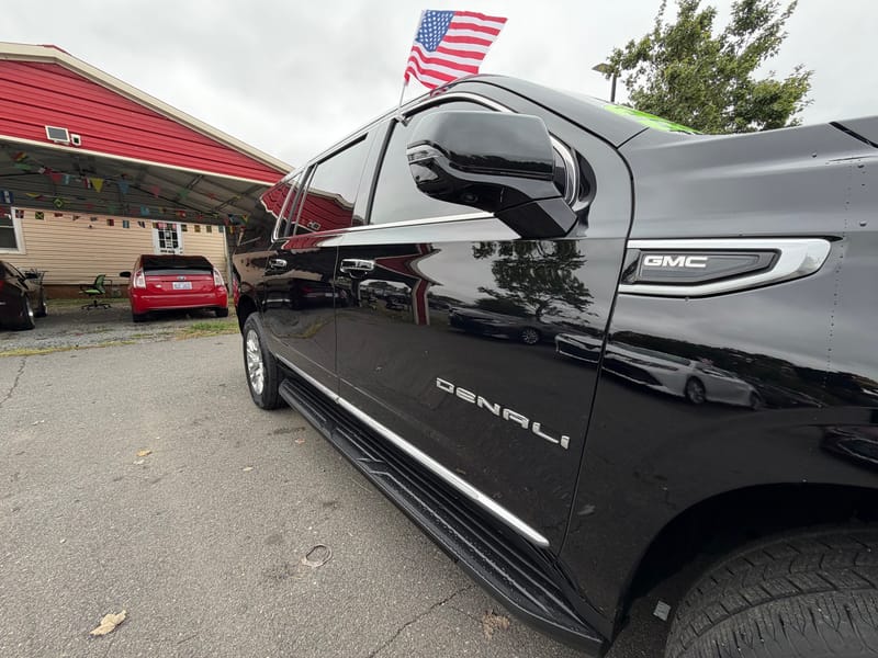 2022 GMC YUKON XL DENALI - GMC184385B