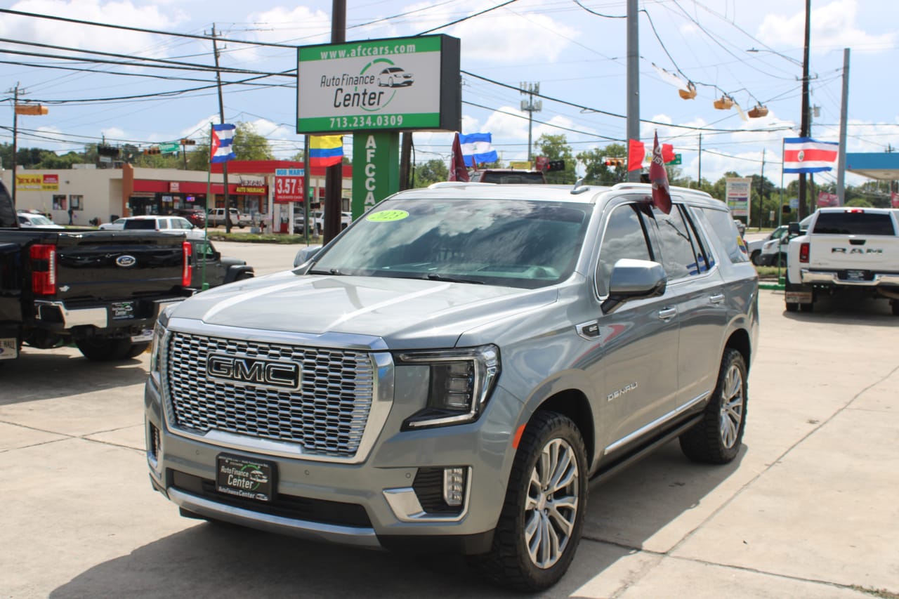 2023 GMC YUKON - GMC401739B — photo 1 of 24