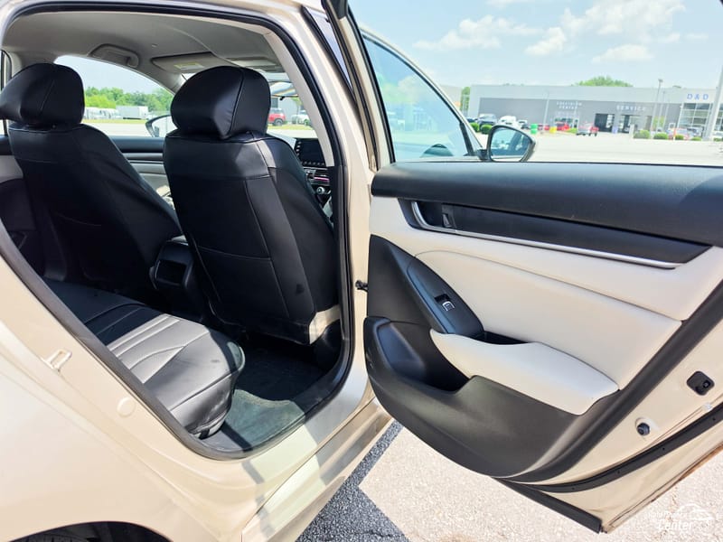 2019 HONDA ACCORD LX - HON006138