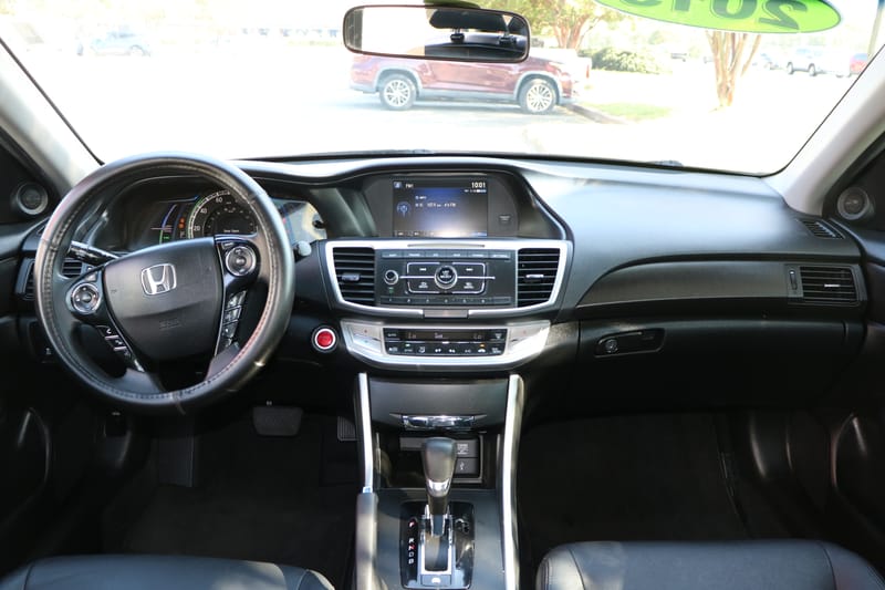 2015 HONDA ACCORD HYBRID BASE - HON010117