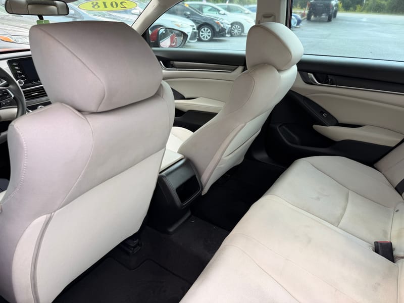2018 HONDA ACCORD LX - HON021214