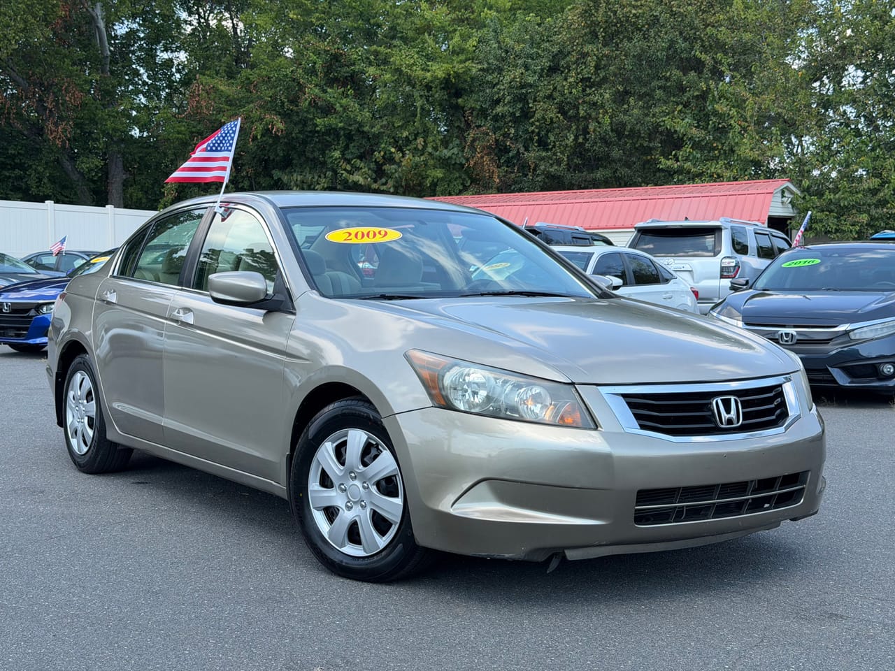 2009 HONDA ACCORD LX - HON024001G — photo 1 of 14