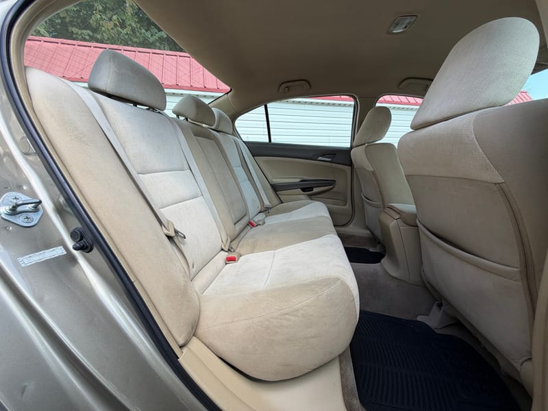 2009 HONDA ACCORD LX - HON024001G