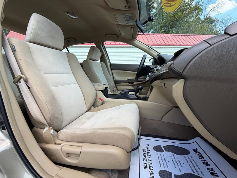 2009 HONDA ACCORD LX - HON024001G