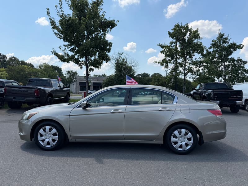 2009 HONDA ACCORD LX - HON024001G