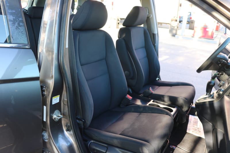 2011 HONDA CR-V LX - HON033367