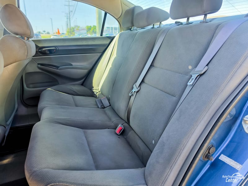 2011 HONDA CIVIC DX-VP - HON047360E