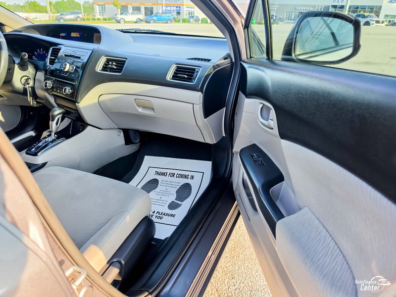 2013 HONDA CIVIC LX - HON081627