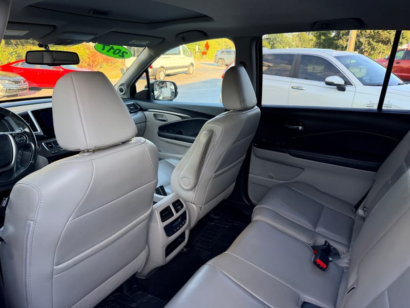 2017 HONDA PILOT EXL - HON101244B