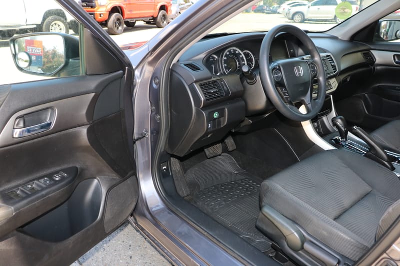 2015 HONDA ACCORD LX - HON120803