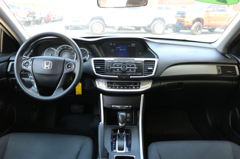 2015 HONDA ACCORD LX - HON120803