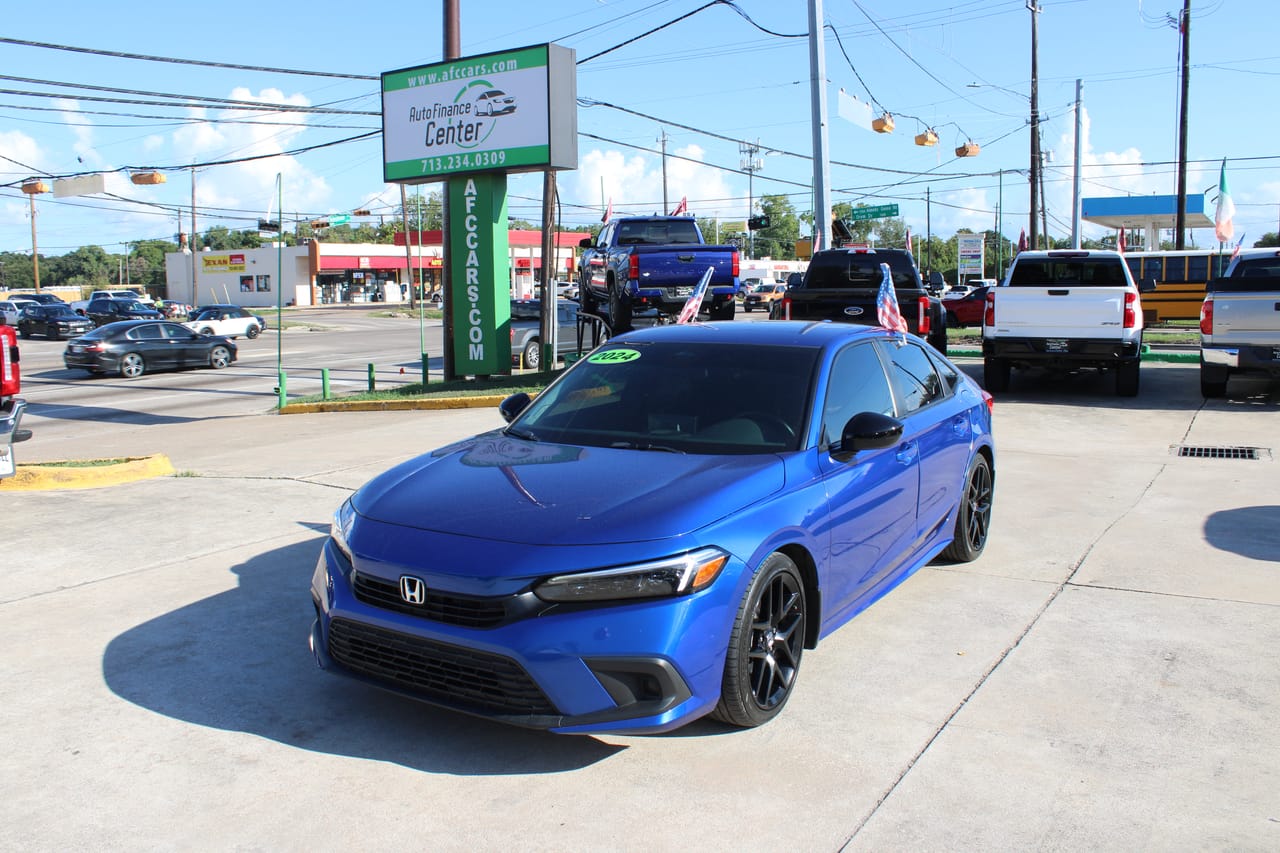 2024 HONDA CIVIC - HON524630 — photo 1 of 17