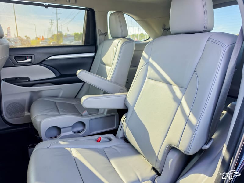2017 TOYOTA HIGHLANDER XLE - HON524657B