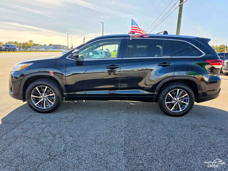 2017 TOYOTA HIGHLANDER XLE - HON524657B