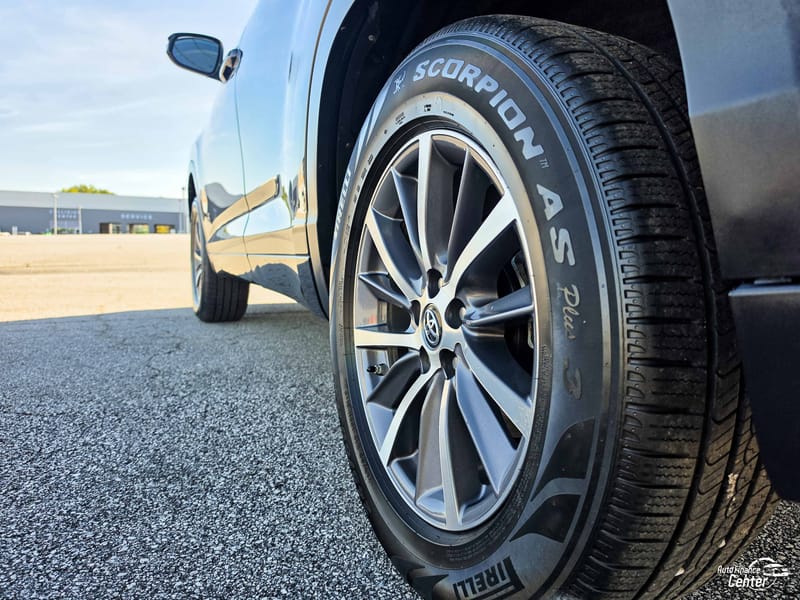 2017 TOYOTA HIGHLANDER XLE - HON524657B
