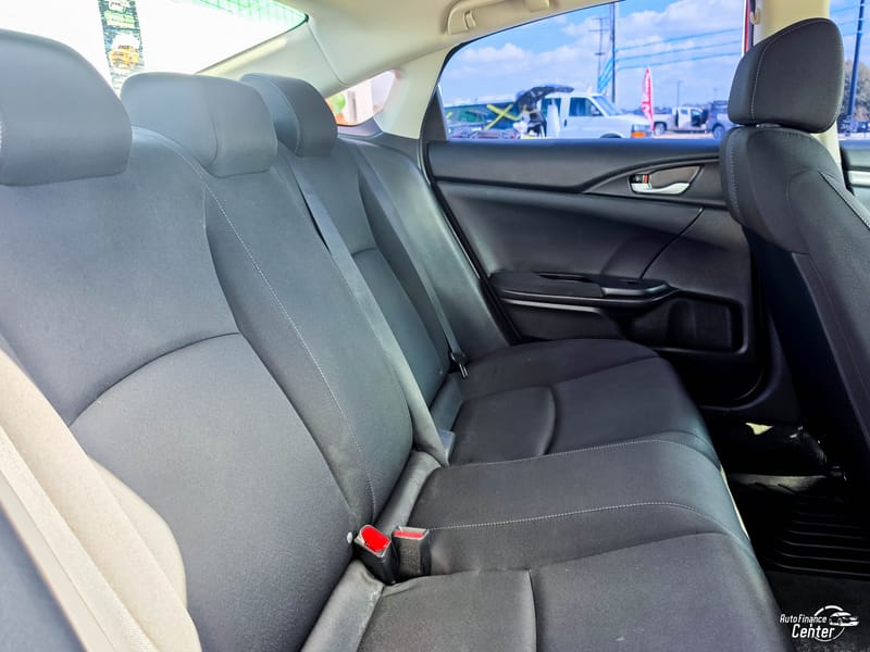 2018 HONDA CIVIC LX - HON535043B
