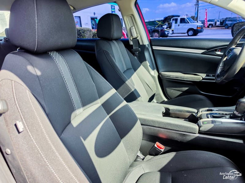 2018 HONDA CIVIC LX - HON535043B