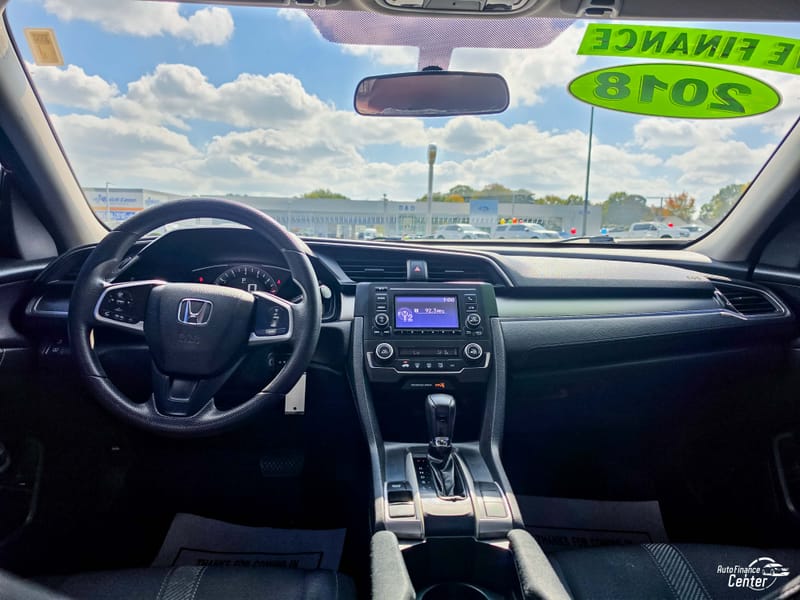 2018 HONDA CIVIC LX - HON535043B