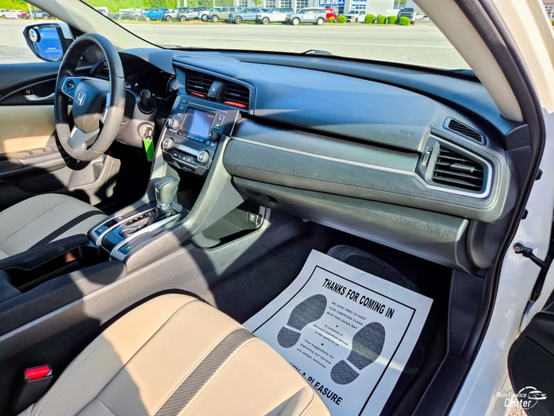 2018 HONDA CIVIC LX - HON556414