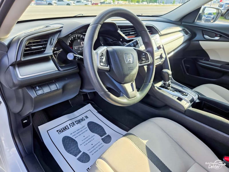 2018 HONDA CIVIC LX - HON556414
