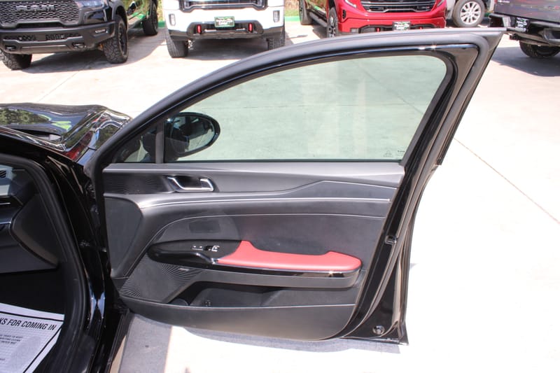2025 KIA K5 - KIA319200