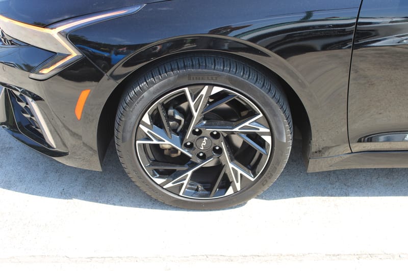 2025 KIA K5 - KIA319200