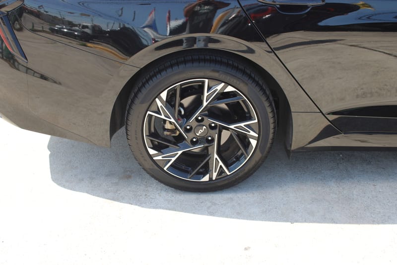 2025 KIA K5 - KIA319200