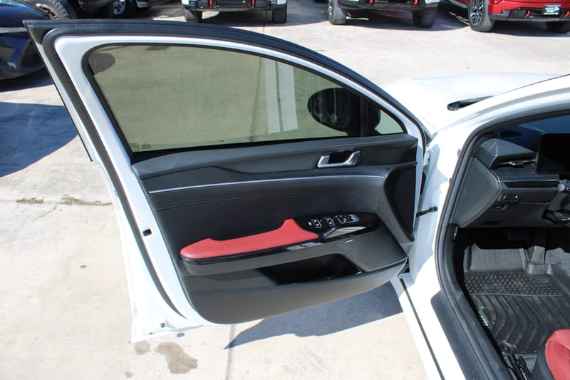 2026 KIA K5 - KIA471403