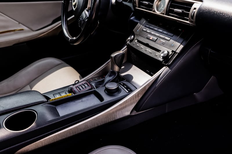 2016 LEXUS IS 200T BASE - LEX018846D