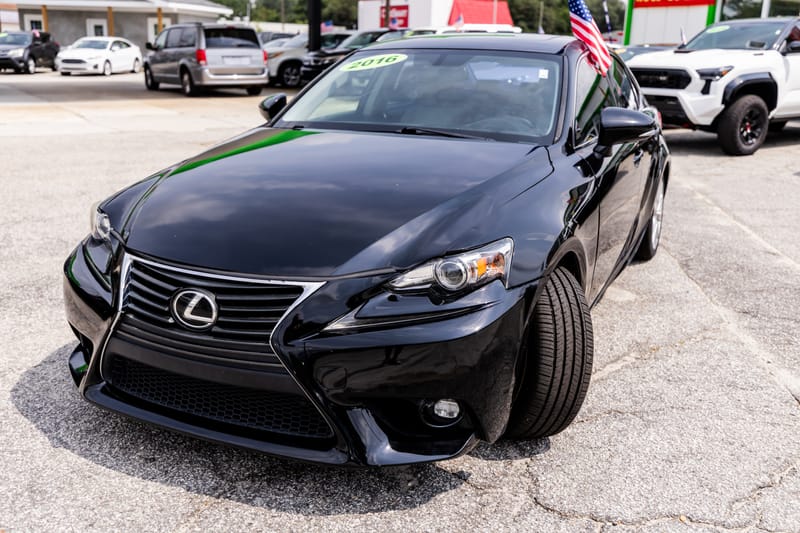 2016 LEXUS IS 200T BASE - LEX018846D