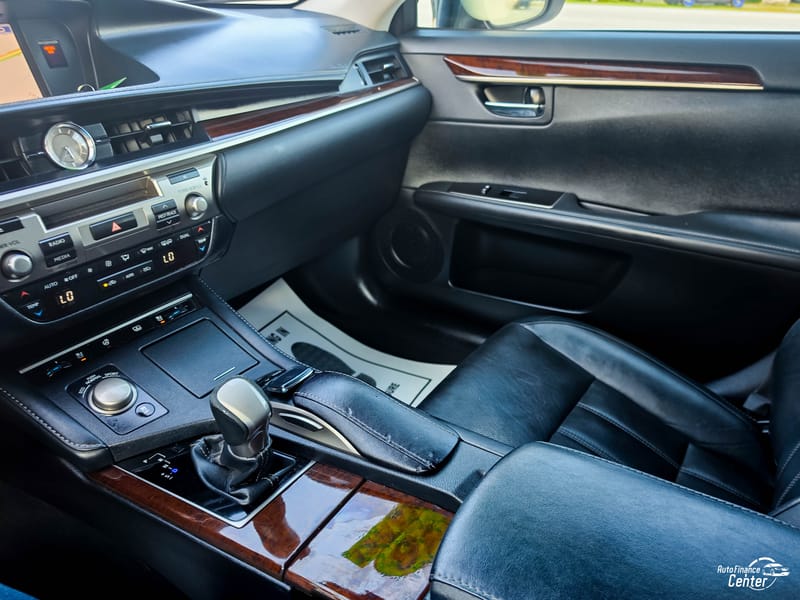 2016 LEXUS ES 350 BASE - LEX028996