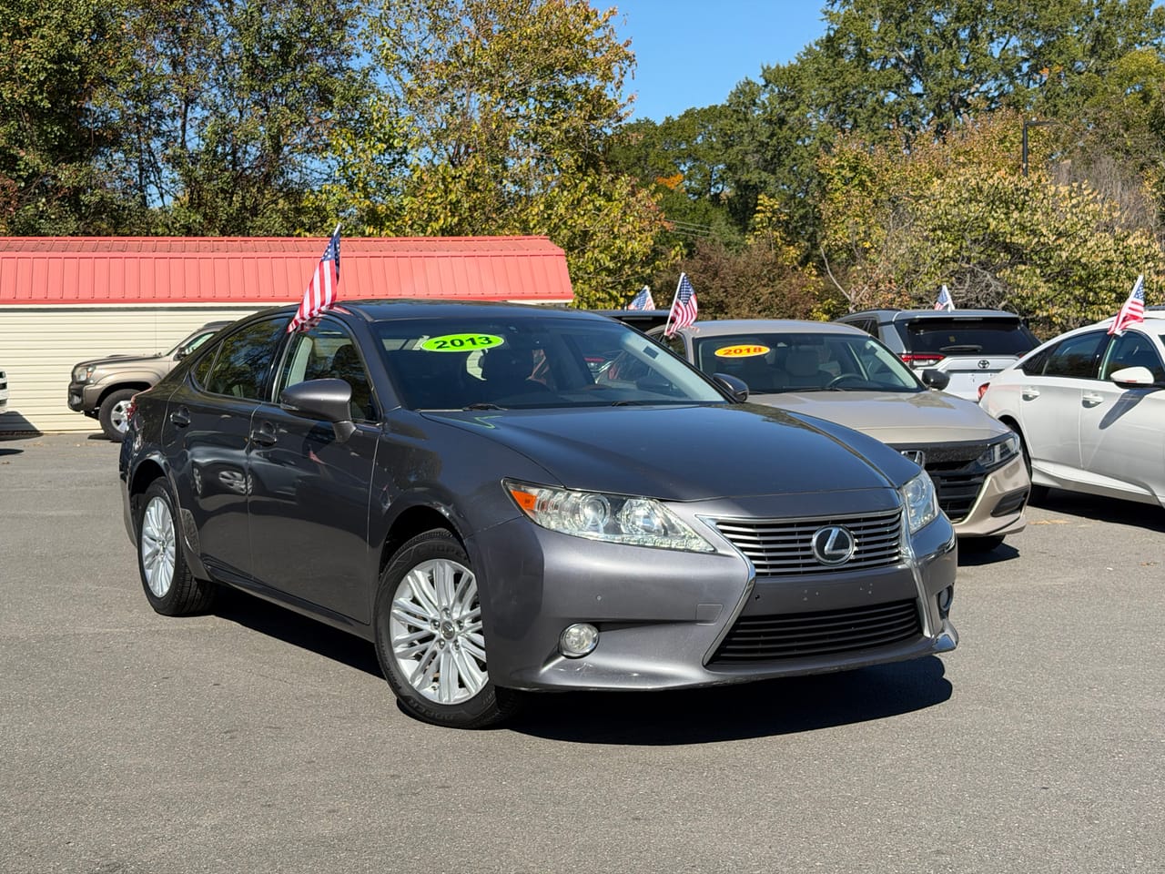 2013 LEXUS ES 350 BASE - LEX030292 — photo 1 of 17