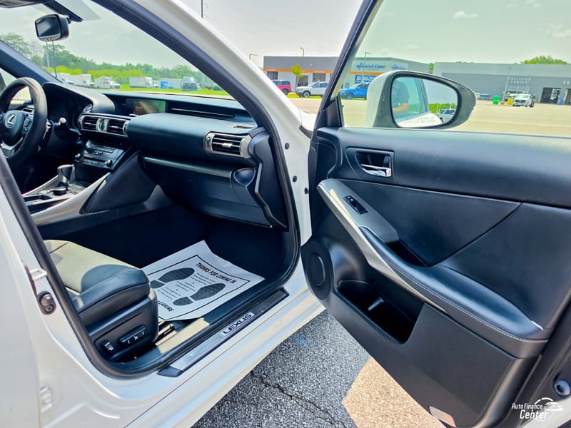2015 LEXUS IS 250 - LEX064940B