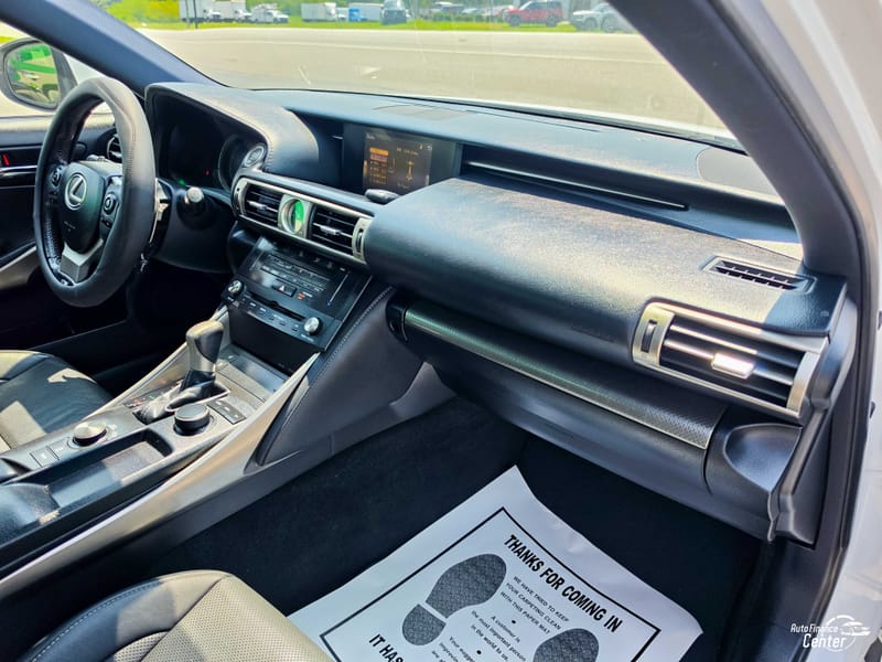 2015 LEXUS IS 250 - LEX064940B