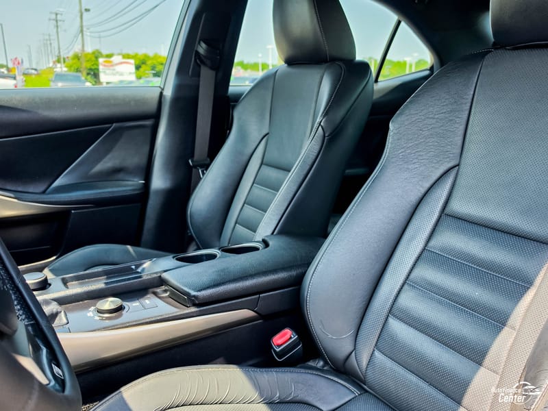 2015 LEXUS IS 250 - LEX064940B