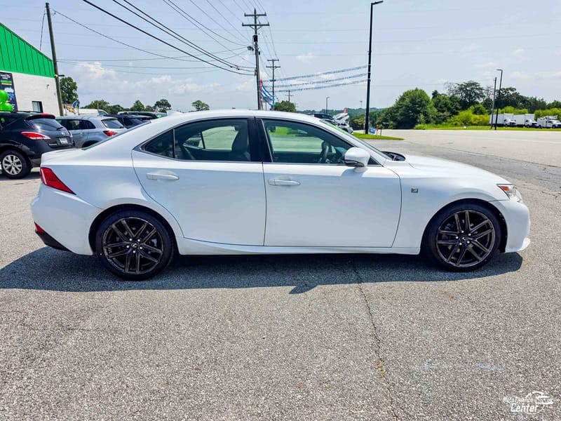 2015 LEXUS IS 250 - LEX064940B